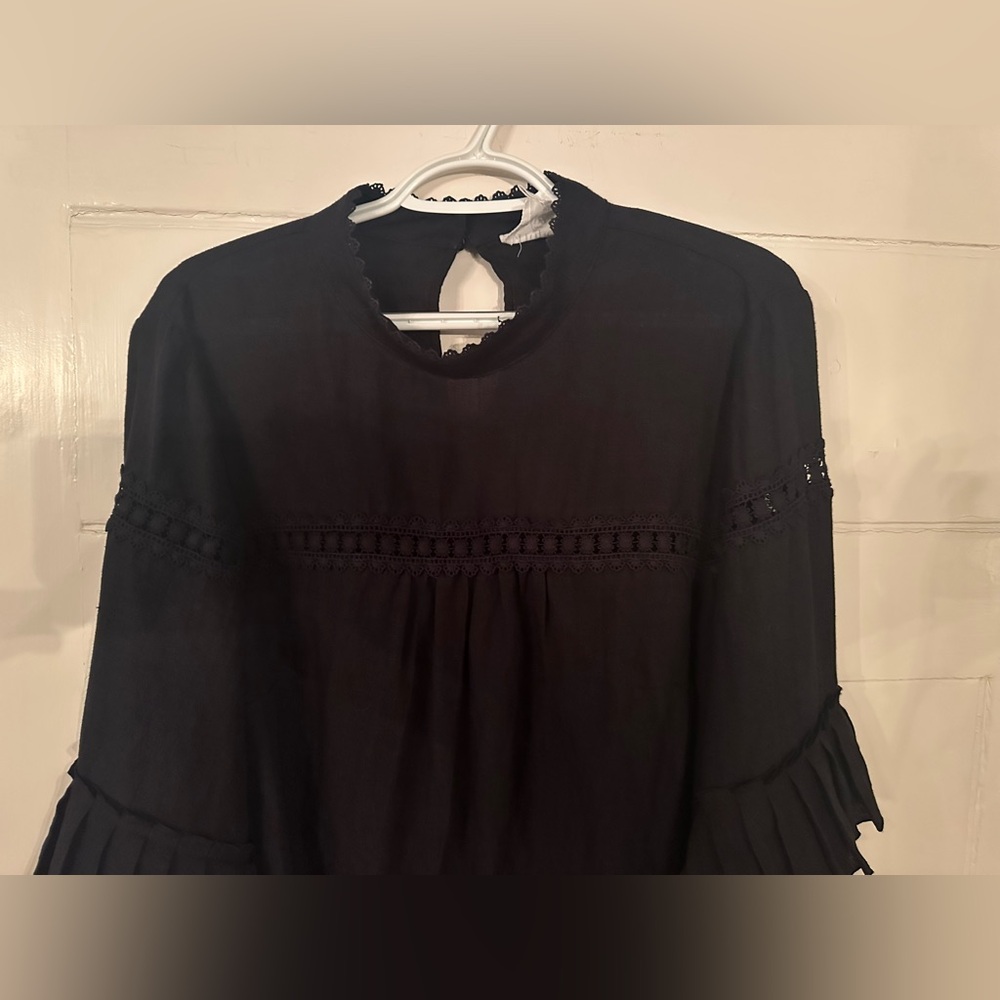 Tracy Reese Elegant Black Blouse with Ruffle Sleeves - Picture 5 of 11
